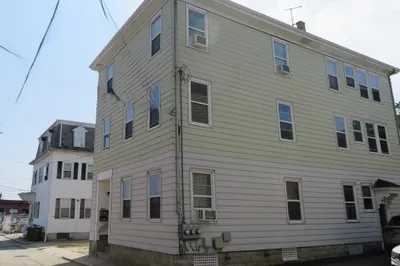 24 Jones St 1