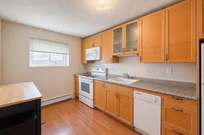 28 Westgate Rd #5 1