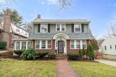 25 Buchanan Road 1
