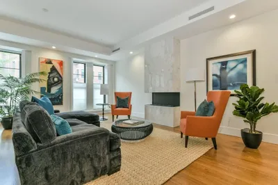 201 W. Brookline #103 1
