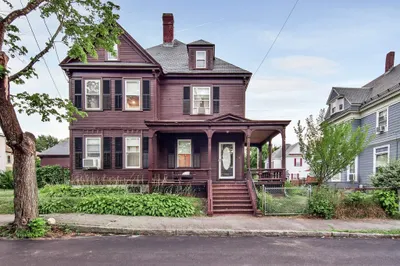 261 Foster St