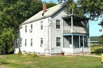 6 Walnut Street 1