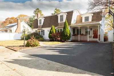 19 Dewitt Road 1