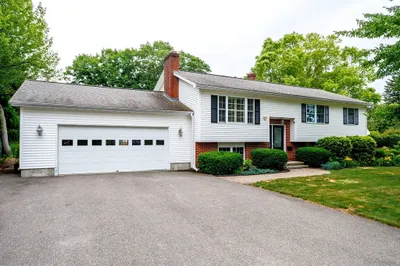 9 Crystal Ave 1