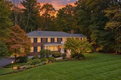 172 Country Drive 1
