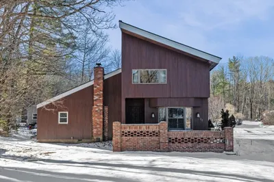 88 Squannacook Rd