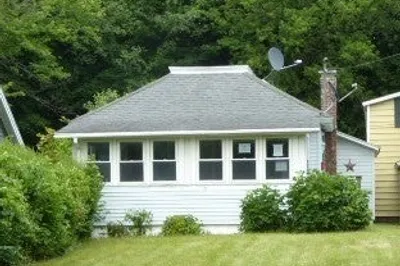 24 Country Club Ave