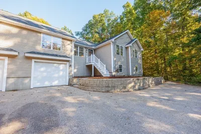 42 N SturBridge Rd #B