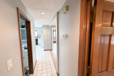 18 Chestnut St #2