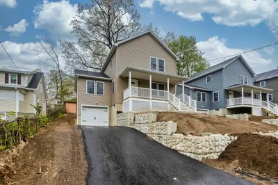 33 Brooks St 1