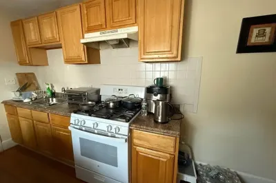 17 Prospect St #2B