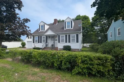 290 Milton Street 1