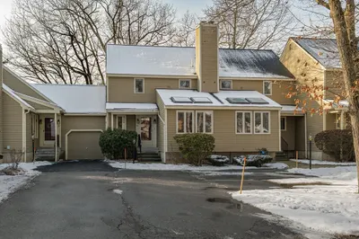 13 Iris Way #21