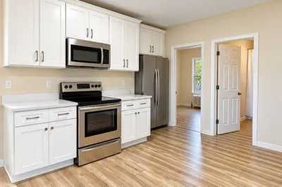 22 Colonial Rd #2 1