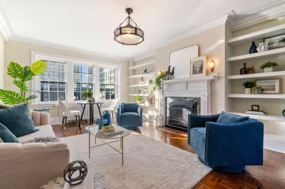 50 Commonwealth Ave #905
