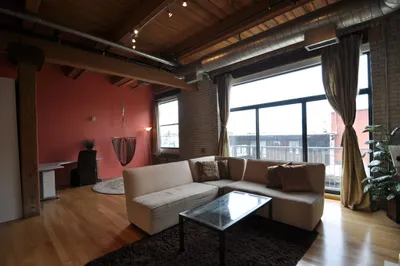 43 Charlton St #307 1