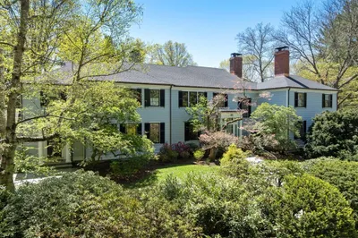 21 Sargent Crossway 1