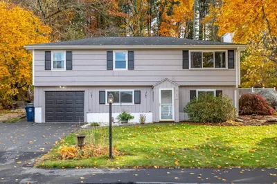 85 Ripley Ave 1