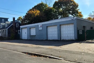 16 Carroll Ave 1