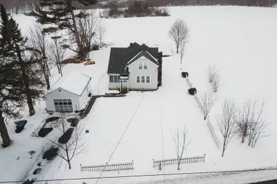 25 Barton Rd