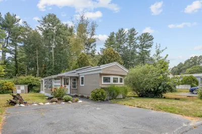 24 Beechwood Rd 1