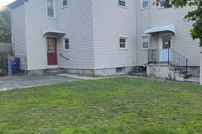 148 Maxfield St #1W
