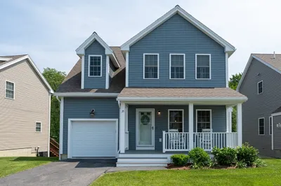 35 Denworth Bell Cir #35 1