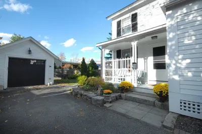 46 Sudbury Rd 1