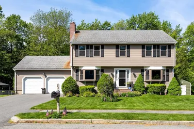 11 Beechtree Cir