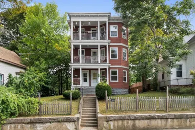 99 Laurel Ave 1