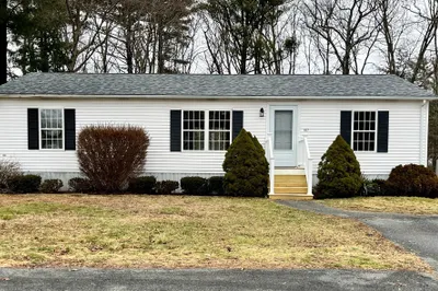 50 Highland St #107 1
