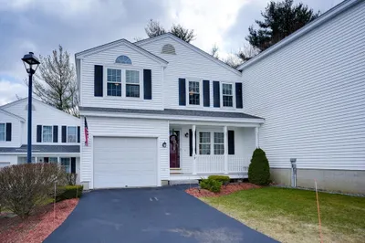 15 Rebecca Ln #15 1