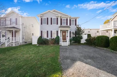 215 Cambridge St 1