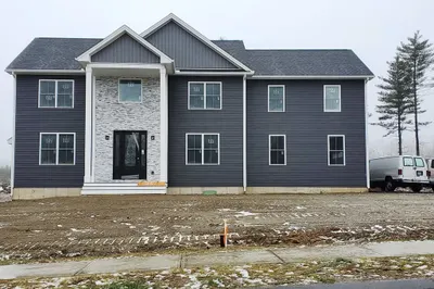 35 Turning Leaf Rd 1