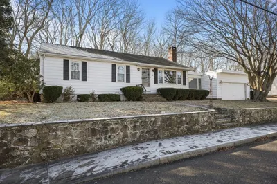 59 Wilbur Ave 1