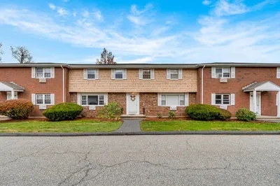 88 Kingston St #88 1