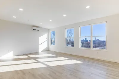 319 Broadway #504 1