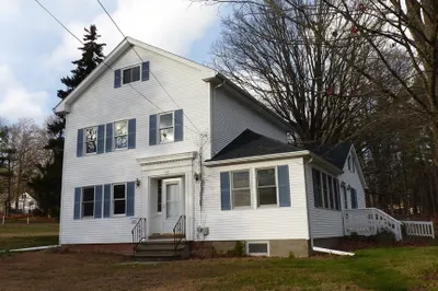 52 Valley Road