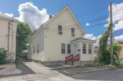 58 Lake St 1