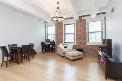 9 W Broadway #517 1