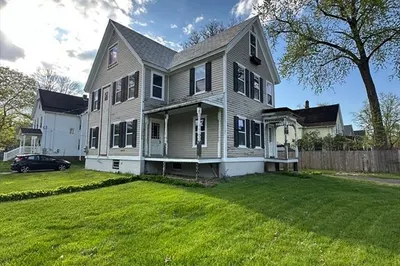 23 E Myrtle St 1