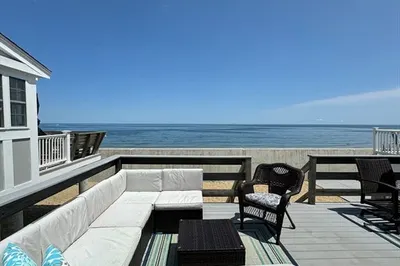 47 Ocean Rd N Rd #B