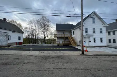 143 Pine St #1 1