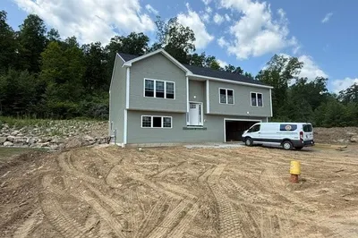Lot 14 Cournoyer Blvd 1