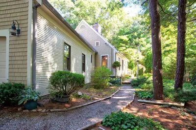 93 Great Hill