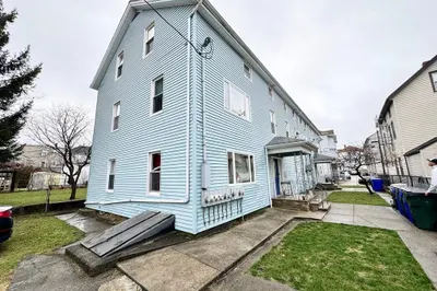 62 Morton St 1