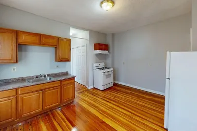 163-165 Hichborn Street #5 1