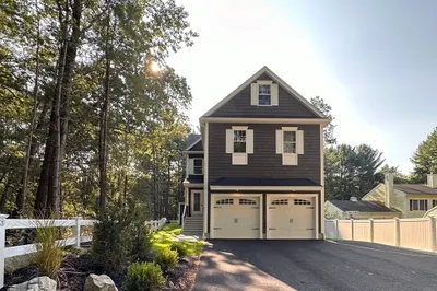 60 Dudley Rd 1
