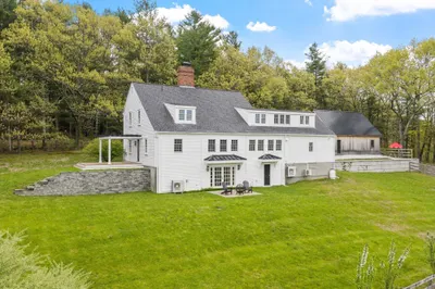 41 Pinnacle Rd 1