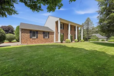 33 Kimberly Dr 1